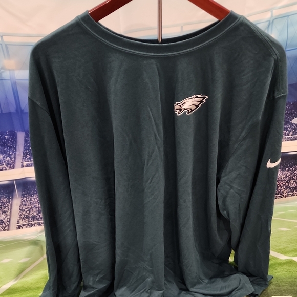 Nike Midnight Green Long Sleeve With Philadelphia Eagles Emblem - Picture 1 of 4